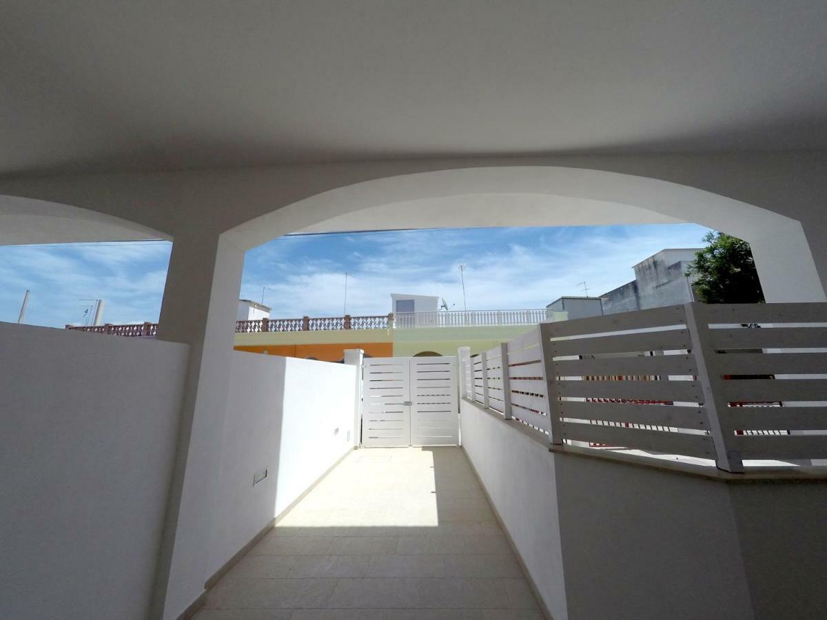 Casa Vacanze Coralloholiday Hotel Torre Lapillo Kültér fotó