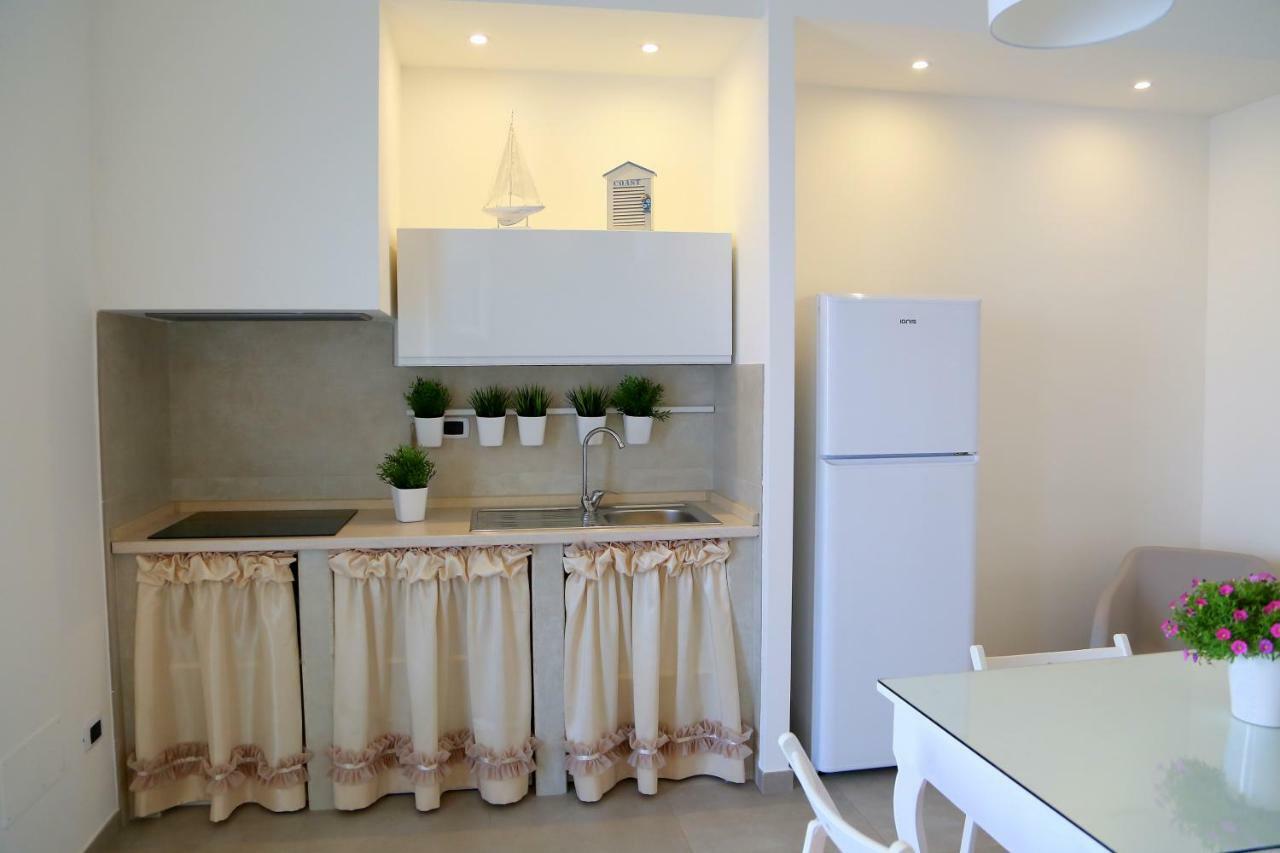 Casa Vacanze Coralloholiday Hotel Torre Lapillo Kültér fotó