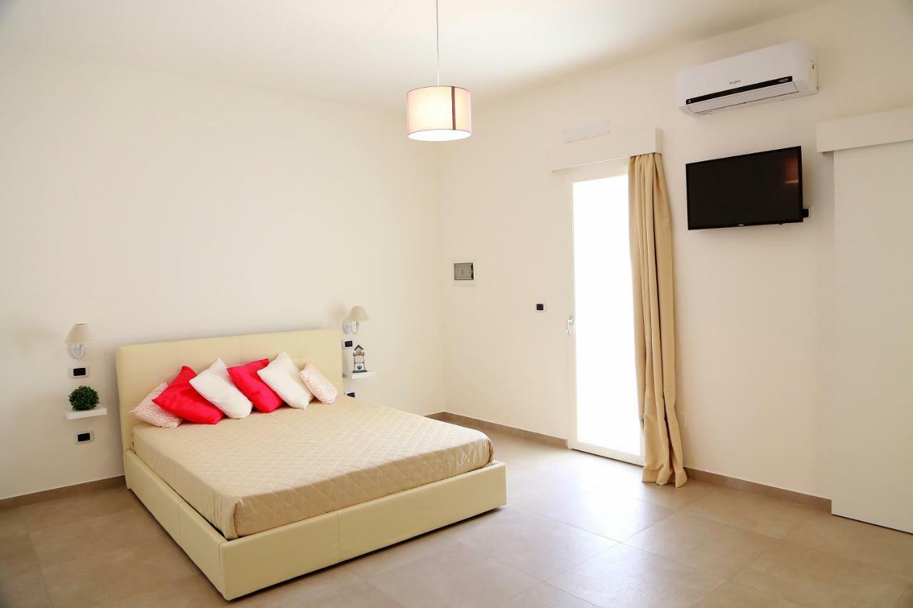 Casa Vacanze Coralloholiday Hotel Torre Lapillo Kültér fotó
